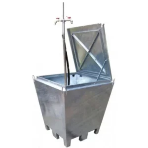 Bouwwaterput 1,14 × 1,14 × 1,07 m – Thermisch verzinkt met sleuven, standleiding en verdeelstuk